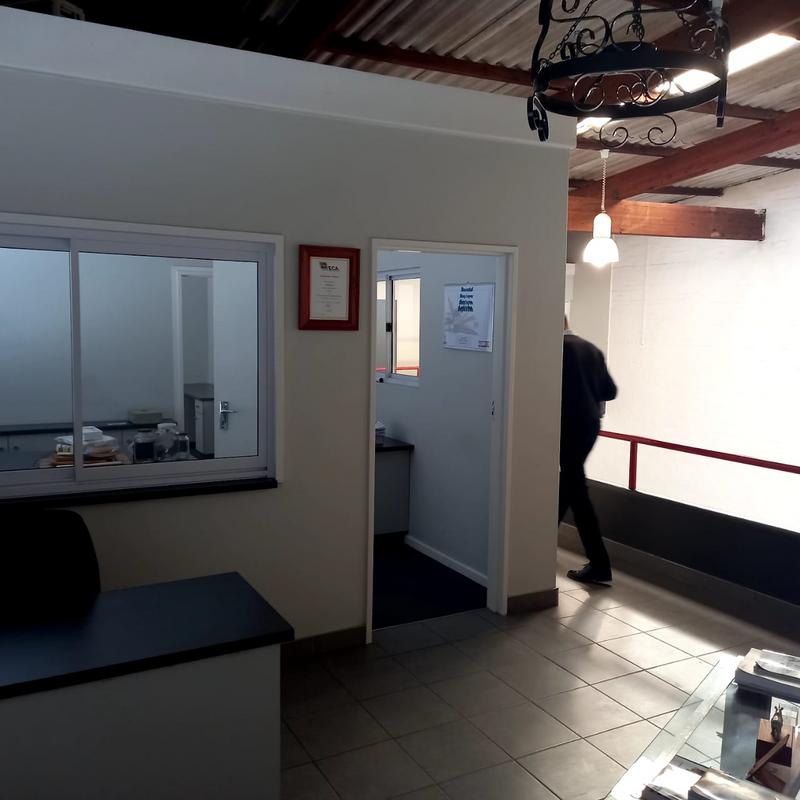 To Let commercial Property for Rent in Sidwell Eastern Cape